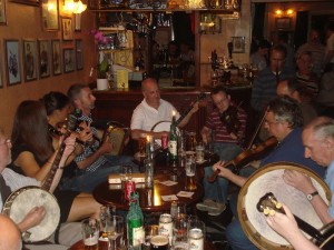 Summer School - session at Spotted Dog (2)-1